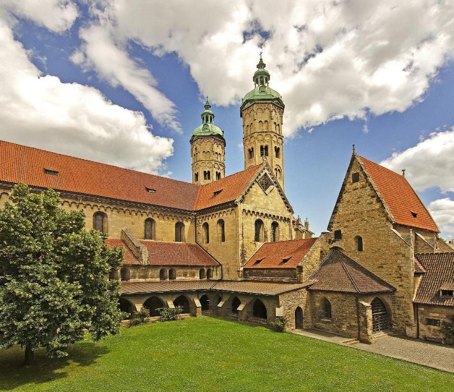 Pension Onkel Ernst Naumburg  Buitenkant foto